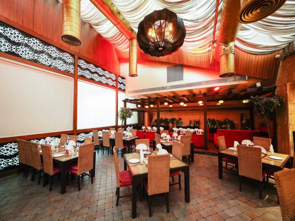 Lotus Leaf Restaurant & Bar - Cosy Pan Asian